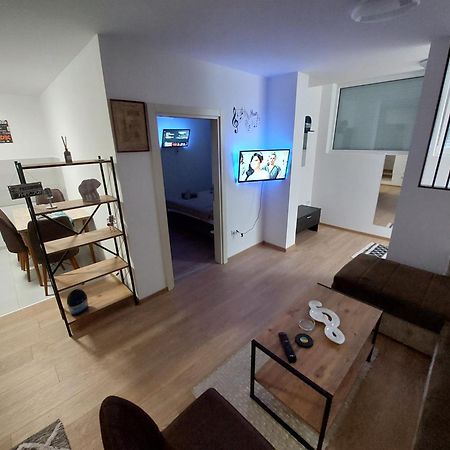 Apartman Muzika Jagodina Eksteriør billede